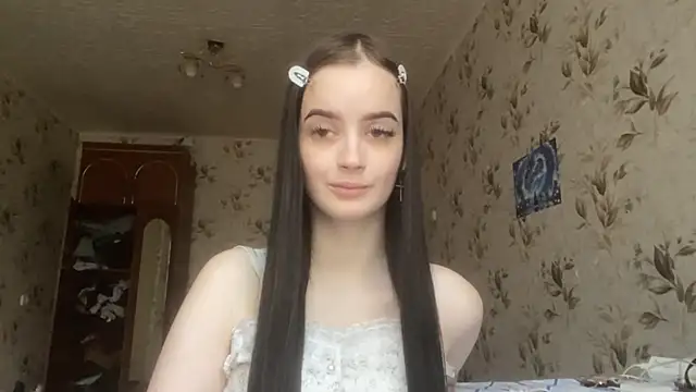 Snapshot of MilanaLush chatting on 8, 5, 2026 MilanaLush online show from 8, 5, 2026