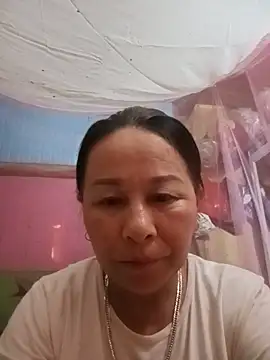 Snapshot of girl_cute69 chatting on 21, 5, 2026 girl cute69 online show from 21, 5, 2026