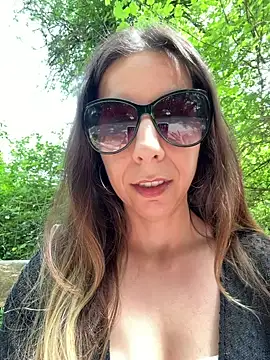 Snapshot of GirlNextDoorBianca chatting on 30, 5, 2026 GirlNextDoorBianca online show from 30, 5, 2026