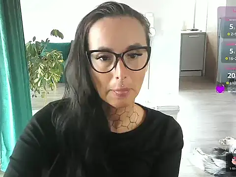 tattooedKika online show from 11, 5, 2026