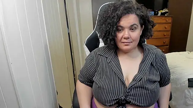 Snapshot of SweetPuertoRicanBliss chatting on 19, 5, 2026 SweetPuertoRicanBliss online show from 19, 5, 2026