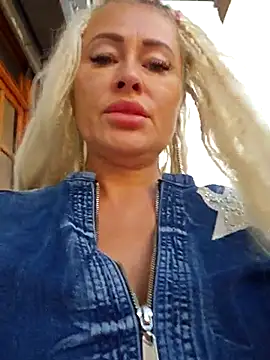 MILFBARBY online show from 15, 9, 2025