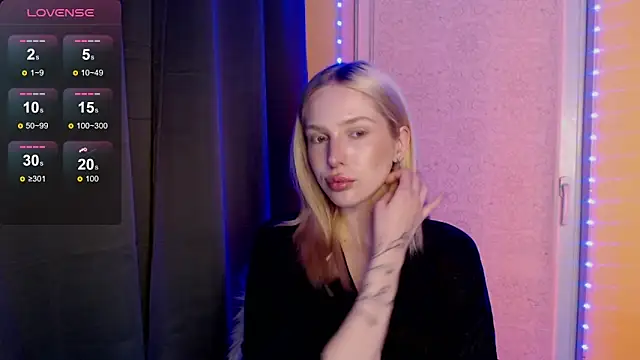MichelleVelour online show from 11, 5, 2026