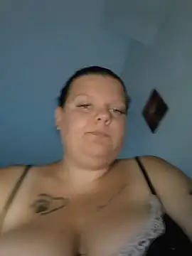 Snapshot of BadMommyyyyy chatting on 11, 7, 2026 BadMommyyyyy online show from 11, 7, 2026