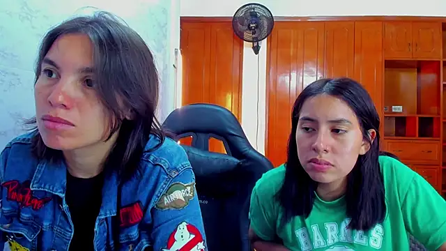 Snapshot of Soffy_and_Emily chatting on 17, 6, 2026 Soffy and Emily online show from 17, 6, 2026