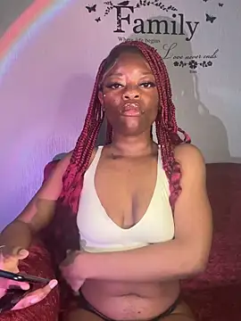 Snapshot of Cleosweetiex chatting on 12, 5, 2026 Cleosweetiex online show from 12, 5, 2026