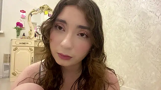 Snapshot of Rosie_Sweety chatting on 2, 7, 2026 Rosie Sweety online show from 2, 7, 2026
