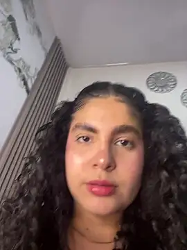Yassy 11 online show from 9, 6, 2026