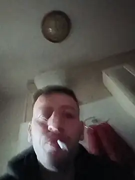 Snapshot of VincentZe99 chatting on 25, 5, 2026 VincentZe99 online show from 25, 5, 2026