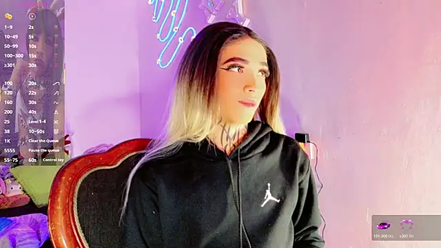 Snapshot of antonella_rangel chatting on 4, 7, 2026 antonella rangel online show from 4, 7, 2026