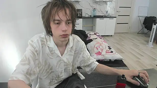 Nolan Sagee online show from 13, 6, 2026