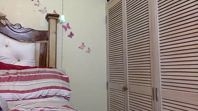 creamyamber online show from 4, 4, 2026