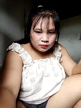 Snapshot of lybaby11 chatting on 11, 5, 2026 lybaby11 online show from 11, 5, 2026