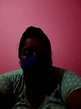 Snapshot of Mona_Vabi chatting on 29, 7, 2026 Mona Vabi online show from 29, 7, 2026