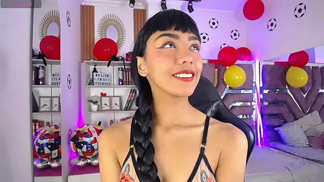 Violett Gardenn online show from 25, 6, 2026