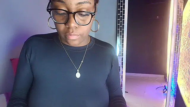 EbonyRose   online show from 11, 6, 2026