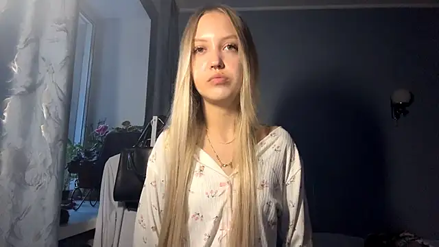 Snapshot of NievesHackey chatting on 1, 6, 2026 NievesHackey online show from 1, 6, 2026