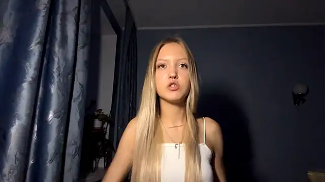 Snapshot of NievesHackey chatting on 16, 6, 2026 NievesHackey online show from 16, 6, 2026