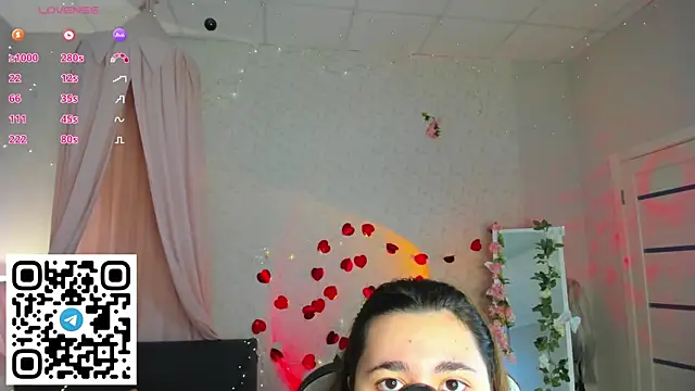 Snapshot of Ayleen_Gece chatting on 11, 6, 2026 Ayleen Gece online show from 11, 6, 2026