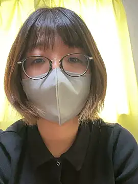 Snapshot of yuna_chan1 chatting on 3, 6, 2026 yuna chan1 online show from 3, 6, 2026
