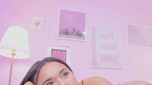 Kitty lulu  online show from 2, 7, 2026