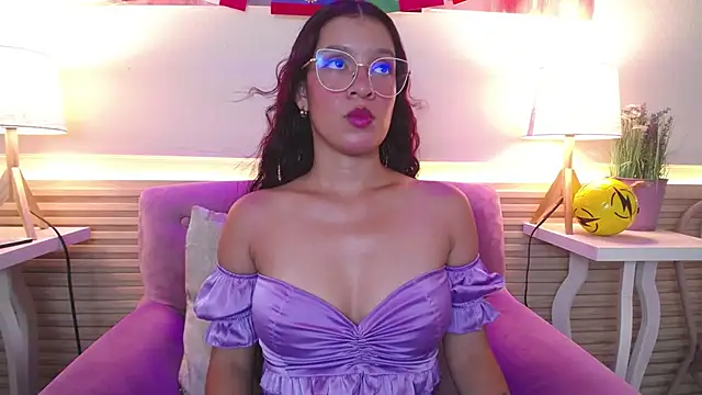 BrianaGaging online show from 19, 6, 2026