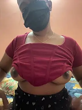 Snapshot of blacky_pearl chatting on 21, 5, 2026 blacky pearl online show from 21, 5, 2026