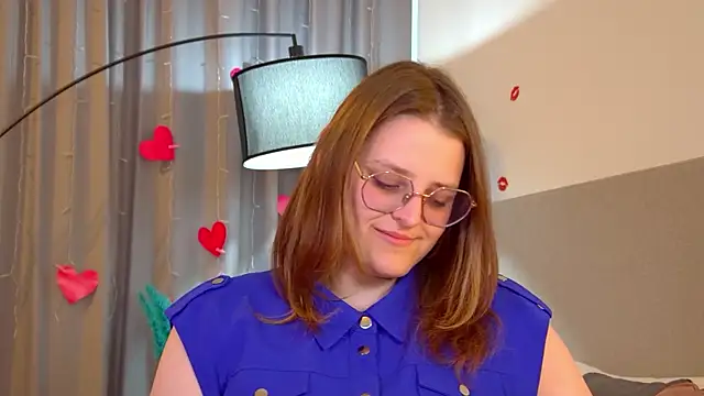 AlexaAvery online show from 19, 5, 2026