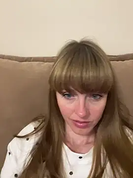 Snapshot of Kamilochka29511 chatting on 8, 6, 2026 Kamilochka29511 online show from 8, 6, 2026