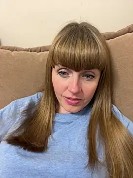 Snapshot of Kamilochka29511 chatting on 17, 6, 2026 Kamilochka29511 online show from 17, 6, 2026