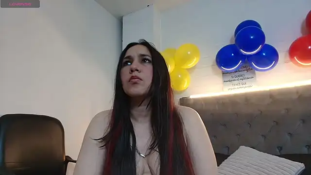 Snapshot of Rossy_Marks chatting on 18, 6, 2026 Rossy Marks online show from 18, 6, 2026