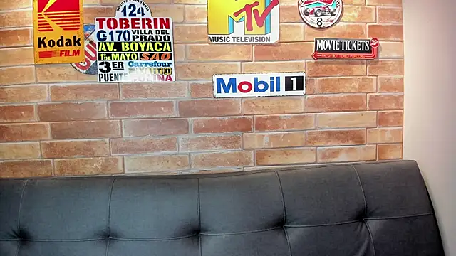 Snapshot of foxy_antonela chatting on 14, 7, 2026 foxy antonela online show from 14, 7, 2026