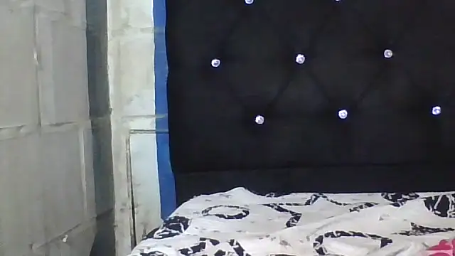 Snapshot of perloon chatting on 30, 6, 2026 perloon online show from 30, 6, 2026