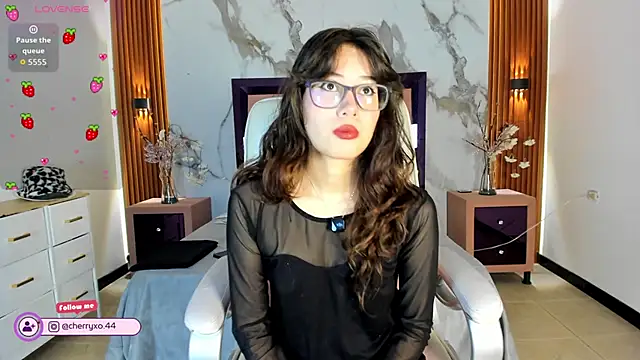 Snapshot of Cherryblossom18_ chatting on 5, 6, 2026 Cherryblossom18 online show from 5, 6, 2026