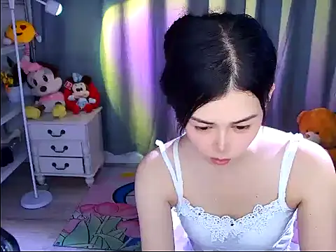 QinQin-888 online show from 20, 5, 2026