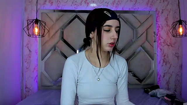 Snapshot of leri_rose_ chatting on 29, 7, 2026 leri rose online show from 29, 7, 2026