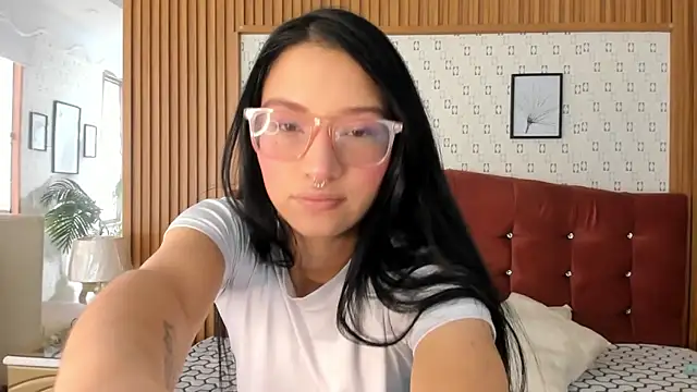 Snapshot of SophiieCalloway1 chatting on 9, 6, 2026 SophiieCalloway1 online show from 9, 6, 2026