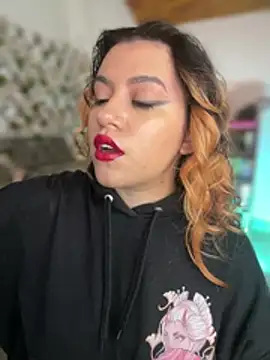 NikkiNix online show from 10, 6, 2026