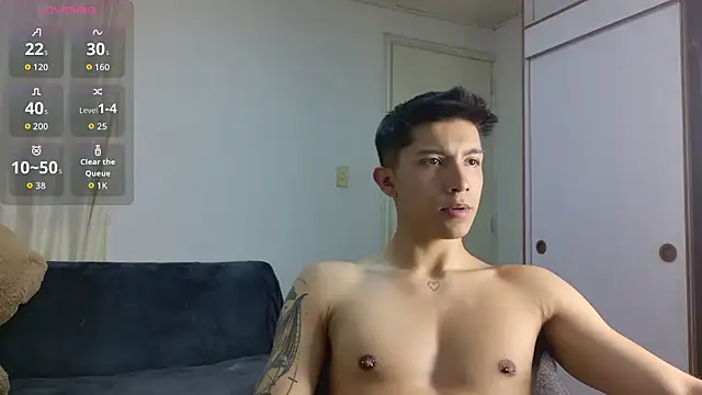 Snapshot of Thesaint_xxx chatting on 10, 7, 2026 Thesaint xxx online show from 10, 7, 2026