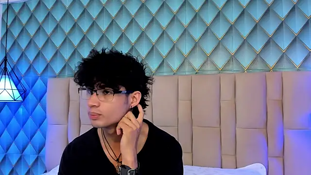 Snapshot of Sofia-Ethan chatting on 31, 5, 2026 Sofia-Ethan online show from 31, 5, 2026