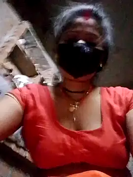 Snapshot of Rachnaaapkijaan78 chatting on 25, 5, 2026 Rachnaaapkijaan78 online show from 25, 5, 2026