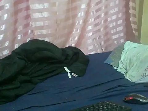 Snapshot of naughty-slender chatting on 23, 6, 2026 naughty-slender online show from 23, 6, 2026