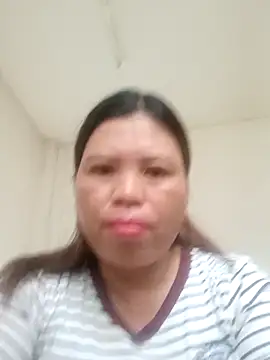 -Yeyi- online show from 4, 6, 2026