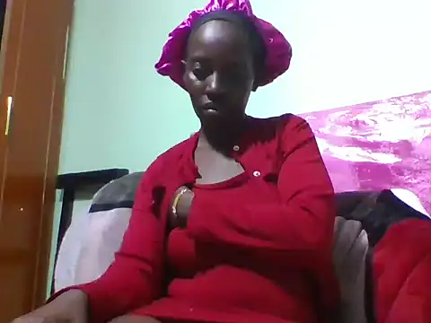 Snapshot of maamypussy chatting on 19, 5, 2026 maamypussy online show from 19, 5, 2026
