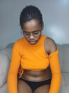 Snapshot of softglamqueen chatting on 30, 6, 2026 softglamqueen online show from 30, 6, 2026