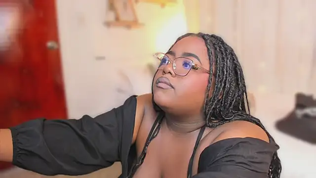Snapshot of Ayanaa_Ebony_ chatting on 12, 6, 2026 Ayanaa Ebony online show from 12, 6, 2026