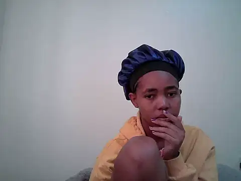 Snapshot of MidnightNala chatting on 15, 7, 2026 MidnightNala online show from 15, 7, 2026