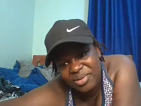 Snapshot of curvy--pussy23 chatting on 31, 5, 2026 curvy--pussy23 online show from 31, 5, 2026