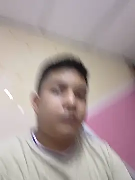 Snapshot of tyronjose chatting on 15, 5, 2026 tyronjose online show from 15, 5, 2026