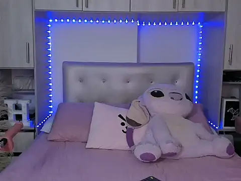 Snapshot of Honniewhitee_ chatting on 11, 6, 2026 Honniewhitee online show from 11, 6, 2026